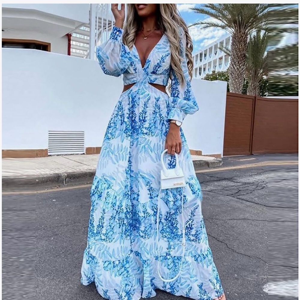 Elegant Blue Floral Maxi Dress